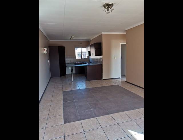 2 BEDROOM PROPERTY TO RENT IN SONNEVELD